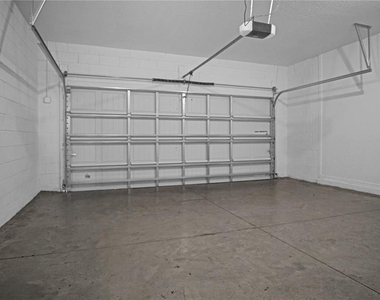 2504 Peony Place - Photo Thumbnail 26