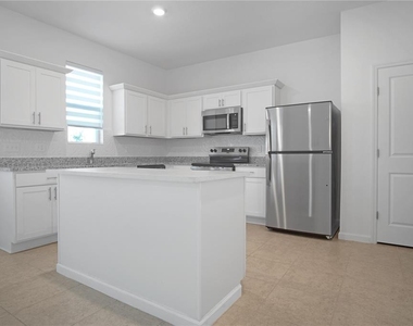 2504 Peony Place - Photo Thumbnail 5