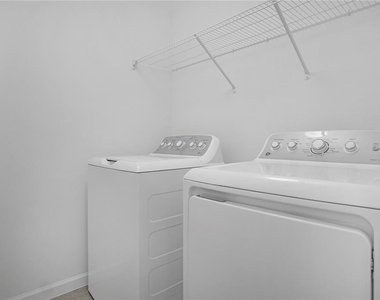 2504 Peony Place - Photo Thumbnail 23