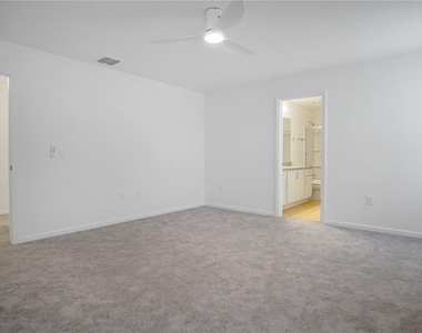 2504 Peony Place - Photo Thumbnail 10