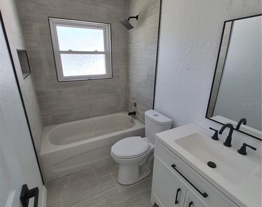 805 Longfellow Terrace - Photo Thumbnail 16