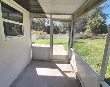 805 Longfellow Terrace - Photo Thumbnail 18