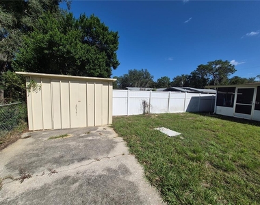 805 Longfellow Terrace - Photo Thumbnail 12