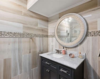 6534 Precourt Drive - Photo Thumbnail 17