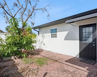 6534 Precourt Drive - Photo Thumbnail 22