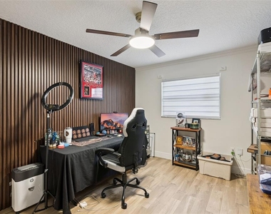 6534 Precourt Drive - Photo Thumbnail 20