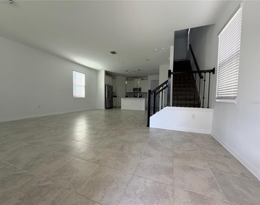 1362 Viscaya Cove Boulevard - Photo Thumbnail 6