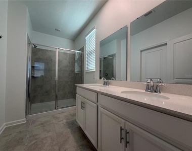 1362 Viscaya Cove Boulevard - Photo Thumbnail 13