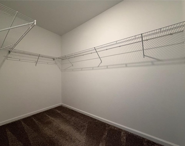 1362 Viscaya Cove Boulevard - Photo Thumbnail 14
