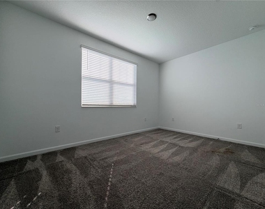 1362 Viscaya Cove Boulevard - Photo Thumbnail 8