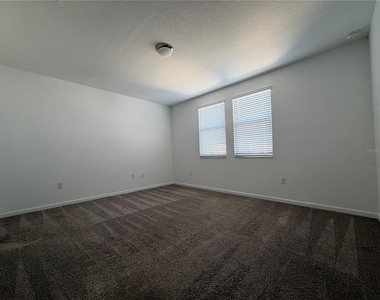 1362 Viscaya Cove Boulevard - Photo Thumbnail 19