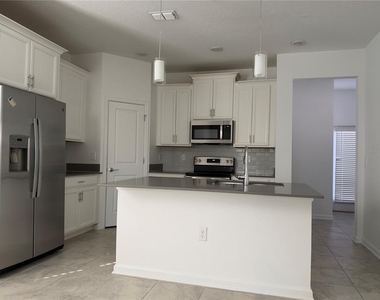 1362 Viscaya Cove Boulevard - Photo Thumbnail 5
