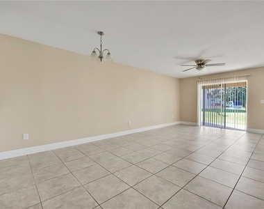 10438 Grimes Street - Photo Thumbnail 6