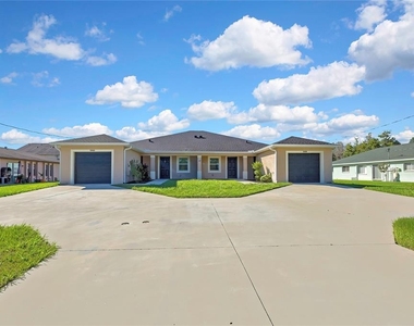 10438 Grimes Street - Photo Thumbnail 35