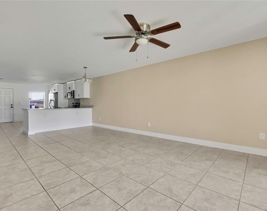 10438 Grimes Street - Photo Thumbnail 10