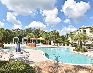 8929 Legacy Court - Photo Thumbnail 5