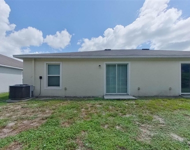 9101 Aegean Circle - Photo Thumbnail 17