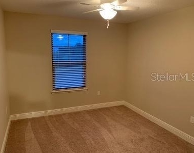10830 Sunset Ridge Lane - Photo Thumbnail 12