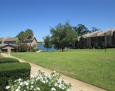 822 Town Circle - Photo Thumbnail 1