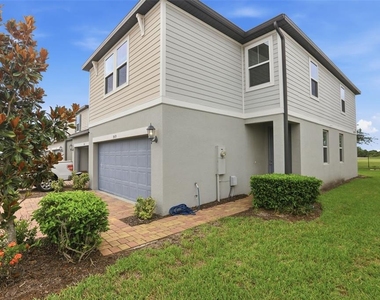 959 Robin Holly Street - Photo Thumbnail 1