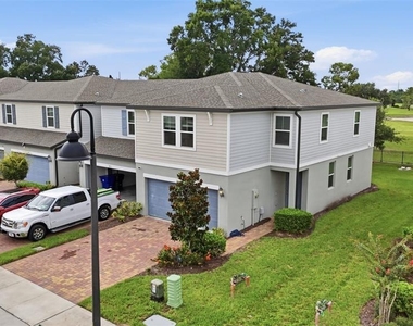 959 Robin Holly Street - Photo Thumbnail 32