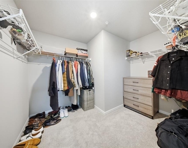 959 Robin Holly Street - Photo Thumbnail 19
