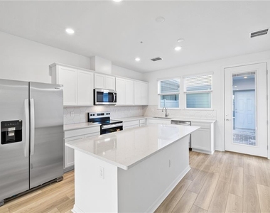 4577 Orchard View Alley - Photo Thumbnail 6