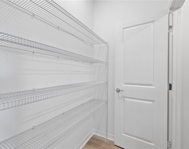 4577 Orchard View Alley - Photo Thumbnail 12