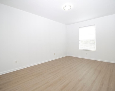 3326 Robert Trent Jones Drive - Photo Thumbnail 24