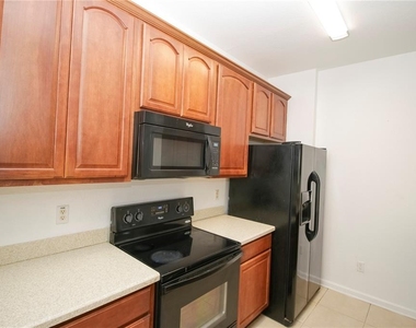 3326 Robert Trent Jones Drive - Photo Thumbnail 13
