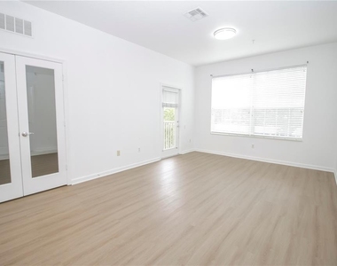 3326 Robert Trent Jones Drive - Photo Thumbnail 5