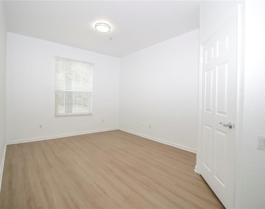 3326 Robert Trent Jones Drive - Photo Thumbnail 19