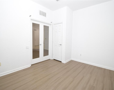 3326 Robert Trent Jones Drive - Photo Thumbnail 30