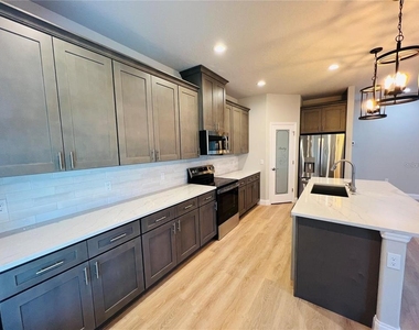 74 Forest Hill Drive - Photo Thumbnail 2