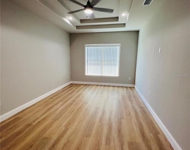 74 Forest Hill Drive - Photo Thumbnail 5
