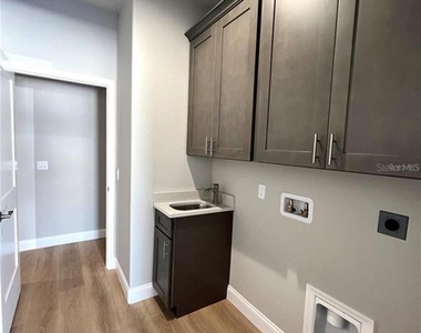 74 Forest Hill Drive - Photo Thumbnail 8