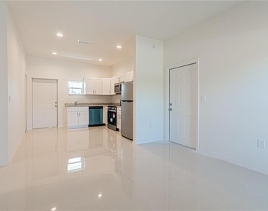 753 Pacific Street - Photo Thumbnail 2