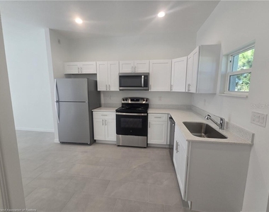 3104 Gavin Avenue - Photo Thumbnail 12