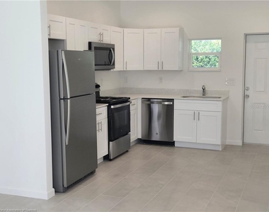 3104 Gavin Avenue - Photo Thumbnail 7