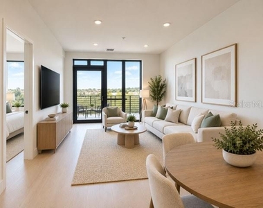 2170 Robinhood Street - Photo Thumbnail 2