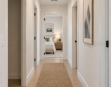 2170 Robinhood Street - Photo Thumbnail 3