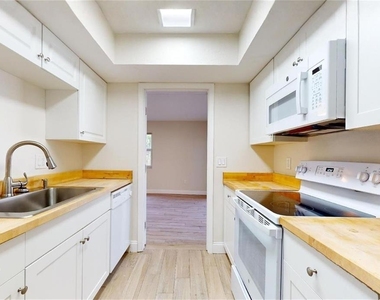 4443 Pike Avenue - Photo Thumbnail 7