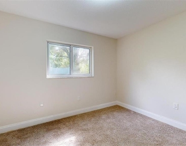 4443 Pike Avenue - Photo Thumbnail 13
