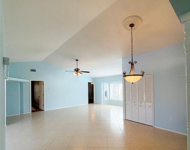 3601 Garden Lakes Clenet - Photo Thumbnail 2
