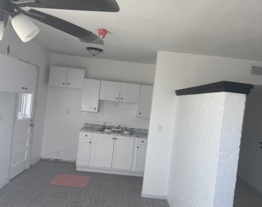 3720 Mountain Avenue W - Photo Thumbnail 2