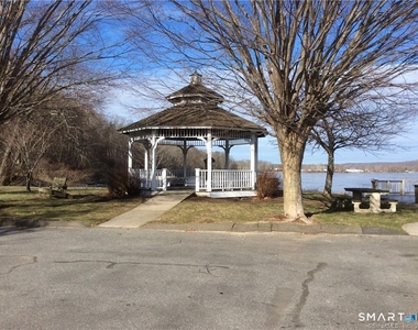 10 Phelps Lane - Photo Thumbnail 30