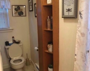 7 Ames Avenue - Photo Thumbnail 2