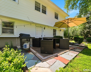 110 Ruby Lane - Photo Thumbnail 24