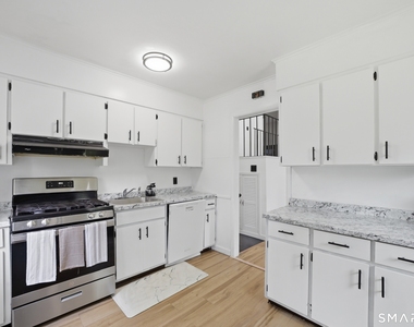 110 Ruby Lane - Photo Thumbnail 8