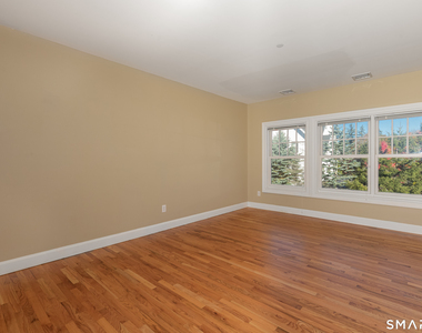 621 Main Street - Photo Thumbnail 16